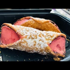 Meet your Posher, Cece